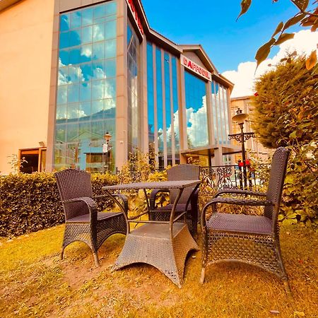 Hotel The North Wind In City Center, Manali Exteriér fotografie